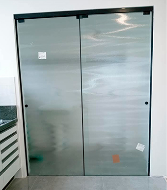 Imagem Portas e Janelas <br/><span>de Vidro</span>